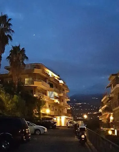 Πανσιόν Il Paradiso Del Relax Private With Bathroom Parking 3*